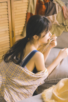 明星专题：露易丝·布尔昆